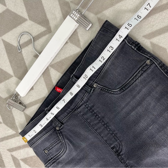 SPANX Straight Leg Jeans Black Pull-on Pant size‎ Small - Picture 6 of 10